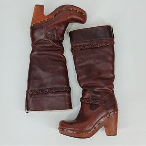 UGG Savannah Leather Fur Lined Boots